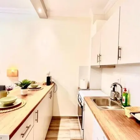 Cozy Condo In Thessaloniki Exterior foto