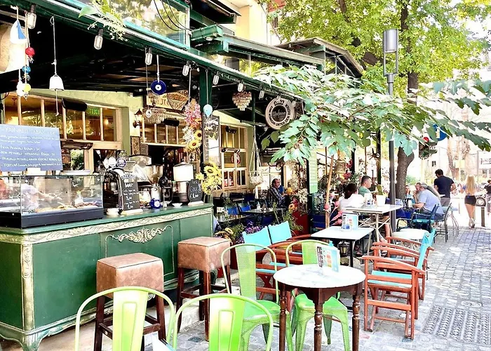 Cozy Condo In Thessaloniki